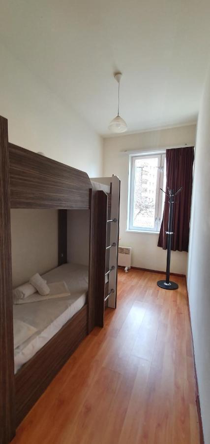 Tempus Hotel-Hostel Yerevan Exterior photo